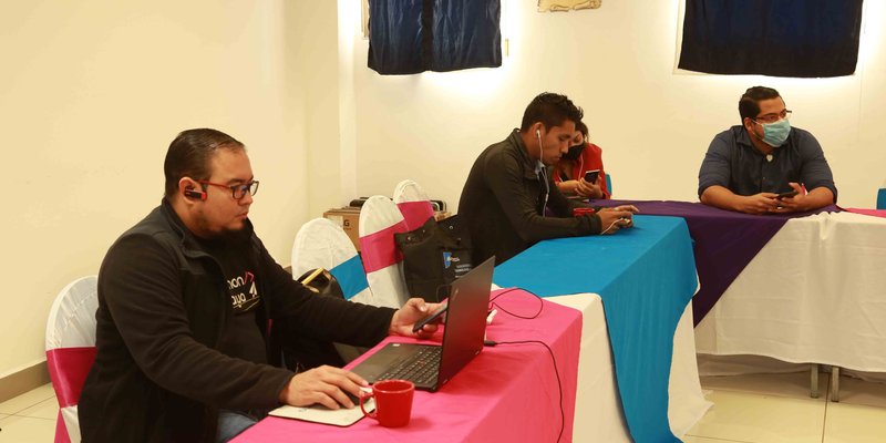 Clasificados al Festival Hackathon Nicaragua 2020 participan en Talleres de Entrenamiento Inmersivos