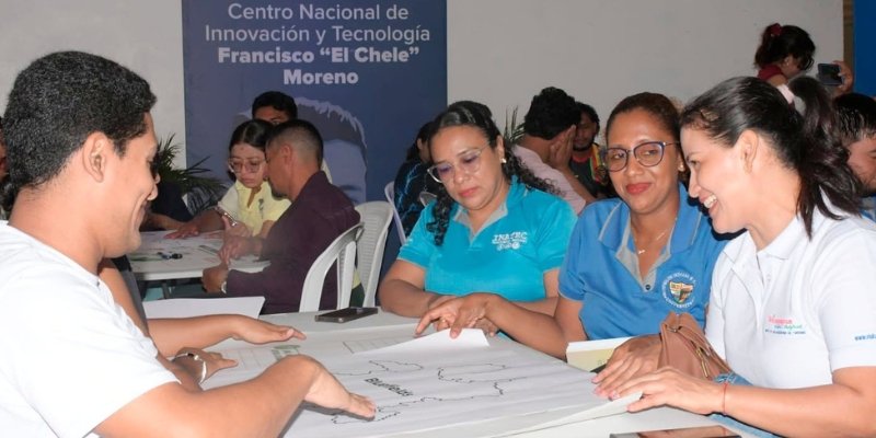 Bluefields apuesta por la innovación con identidad para fortalecer su desarrollo creativo