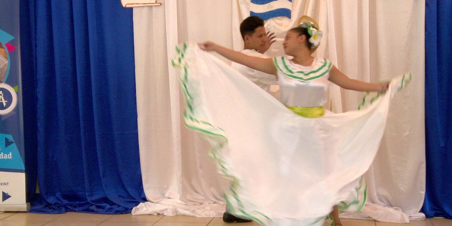 Estudiantes Técnicos realizan Festival Artístico y Cultural