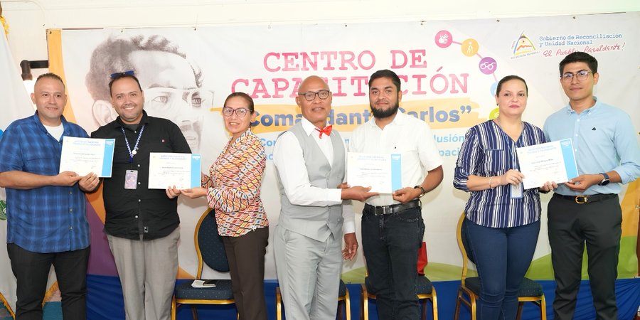 Centro Nacional de Capacitación “Comandante Carlos” entrega certificados a 550 servidores públicos