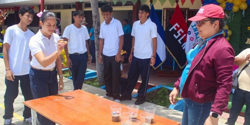 Centro Tecnológico Bidkar Muñoz celebra 72 aniversario en un ambiente de alegría y fraternidad