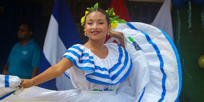 Centro Tecnológico Bidkar Muñoz celebra 72 aniversario en un ambiente de alegría y fraternidad