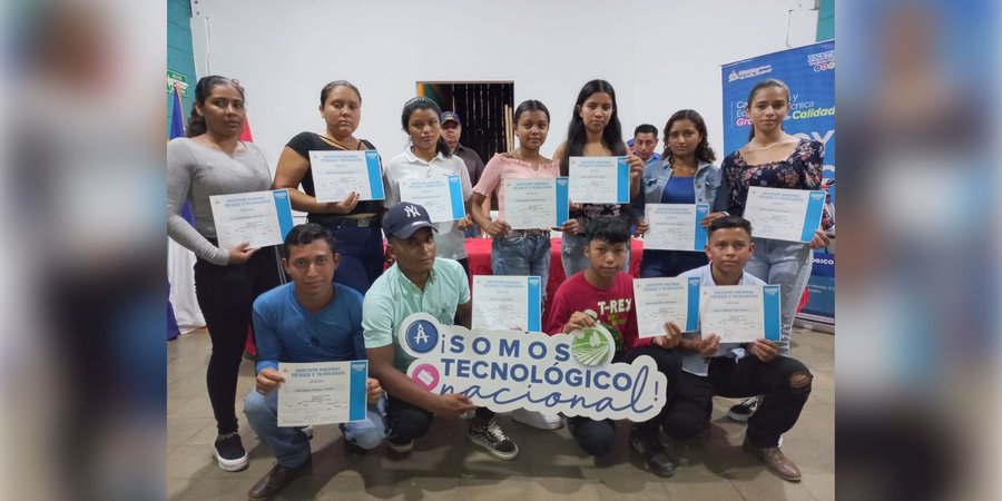 Una oportunidad para emprender o trabajar tienen 32 protagonistas de cursos en San Juan de Río Coco