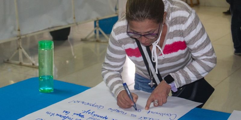 Comunidad educativa participa en la construcción de la Estrategia Nacional de Educación 2027-2030