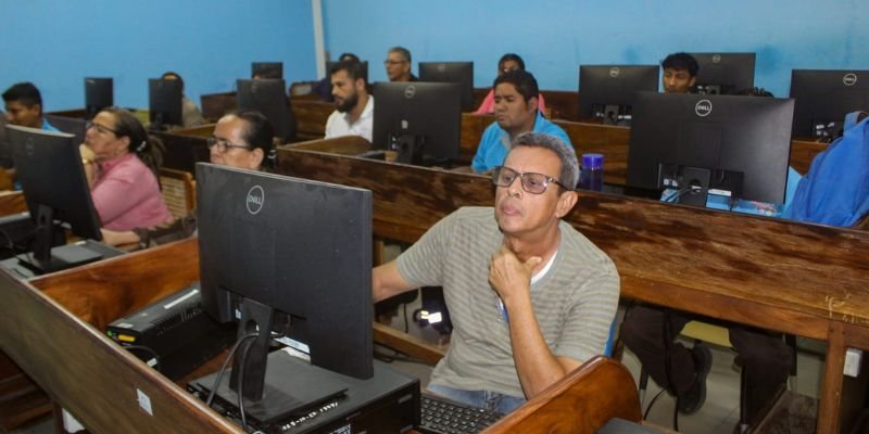 Comunidad educativa participa en la construcción de la Estrategia Nacional de Educación 2027-2030