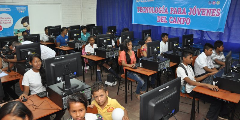 TECNacional - Educación y capacitación técnica para nuestros campesino