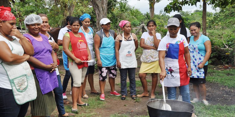 Protagonistas de la Comunidad Colón contentas con los cursos libres