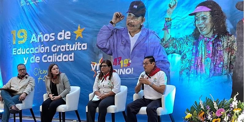 Sistema Educativo Nacional honra el legado del General Sandino con foro académico sobre su pensamiento vivo