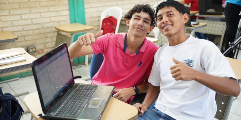 Educación Técnica Honra Legado del General Sandino con Demostraciones Tecnológicas en Managua