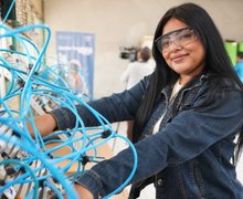 Educación Técnica Honra Legado del General Sandino con Demostraciones Tecnológicas en Managua y Chinandega