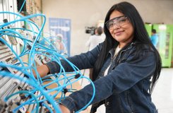 Educación Técnica Honra Legado del General Sandino con Demostraciones Tecnológicas en Managua y Chinandega