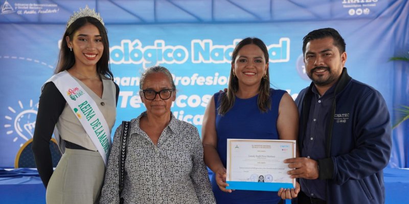 El Centro Tecnológico Hugo Chávez gradúa a 185 nuevos profesionales
