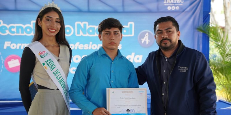 El Centro Tecnológico Hugo Chávez gradúa a 185 nuevos profesionales