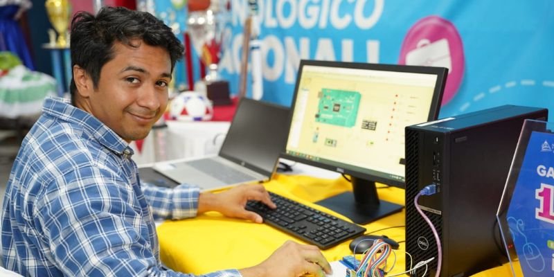Comunidad educativa participa en la construcción de la Estrategia Nacional de Educación 2027-2030