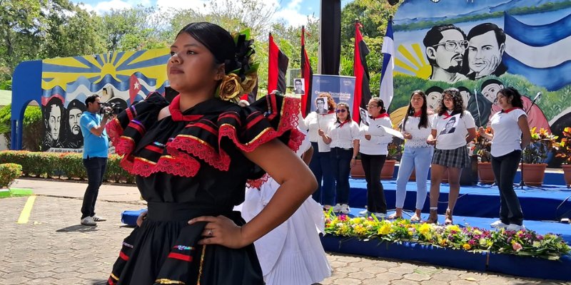 Estudiantes técnicos rinden homenaje a los  Héroes de Los Sabogales con arte y cultura