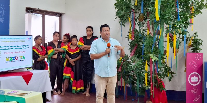 Bluefields celebra el Mayo Ya con conferencia sobre raíces culturales del Palo de Mayo