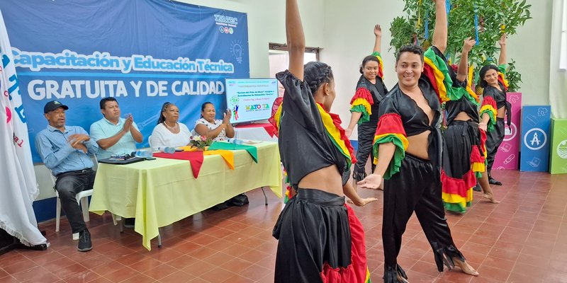 Bluefields celebra el Mayo Ya con conferencia sobre raíces culturales del Palo de Mayo