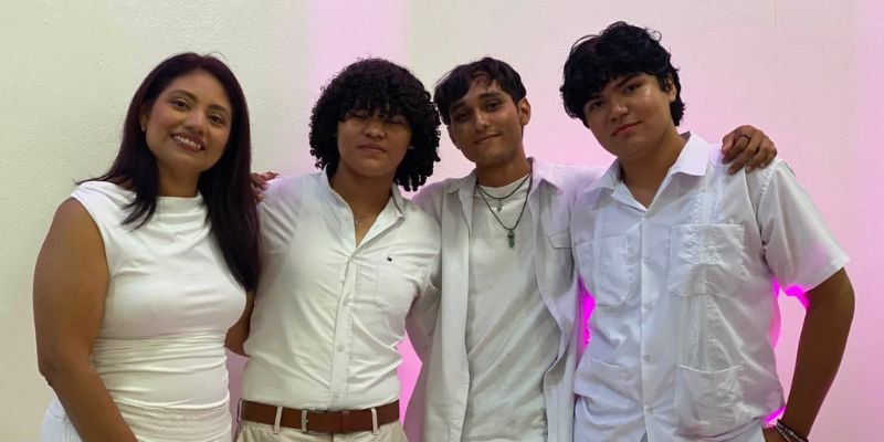 Jóvenes convierten su aprendizaje musical