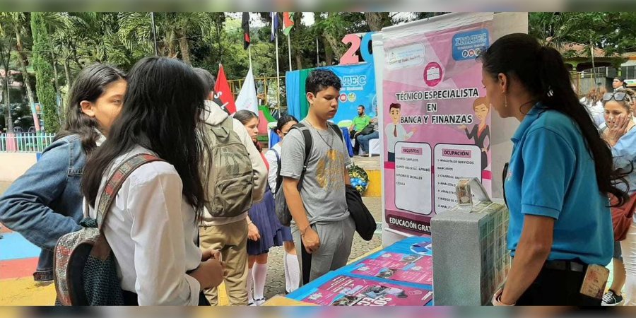 Desarrollan en Jinotega Festival Departamental “Estudiá una carrera técnica”
