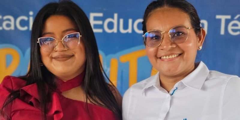 Juventud de Nueva Guinea fortalece sus habilidades tecnológicas con formación gratuita