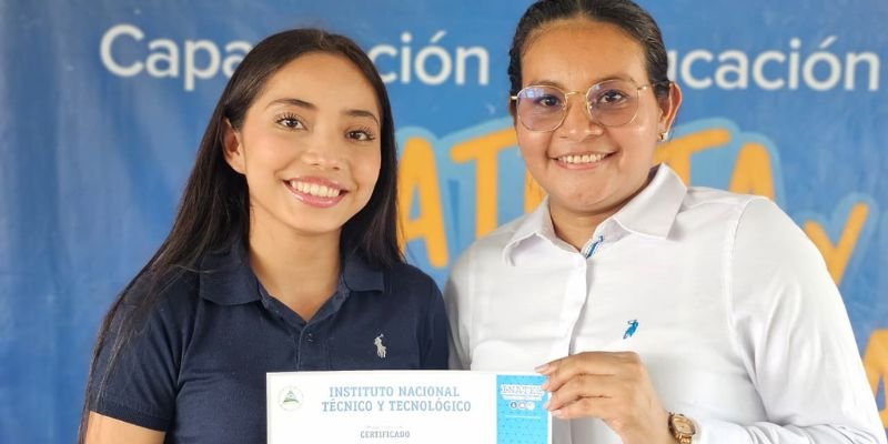 Juventud de Nueva Guinea fortalece sus habilidades tecnológicas con formación gratuita