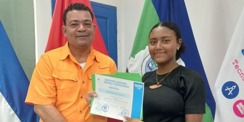 Más de 120 protagonistas reciben certificados en cursos libres y tecnológicos en Puerto Cabezas