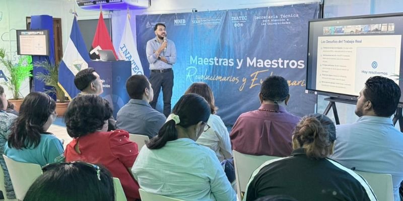 Nicaragua impulsa la transformación digital educativa mediante el uso pedagógico de la Inteligencia Artificial