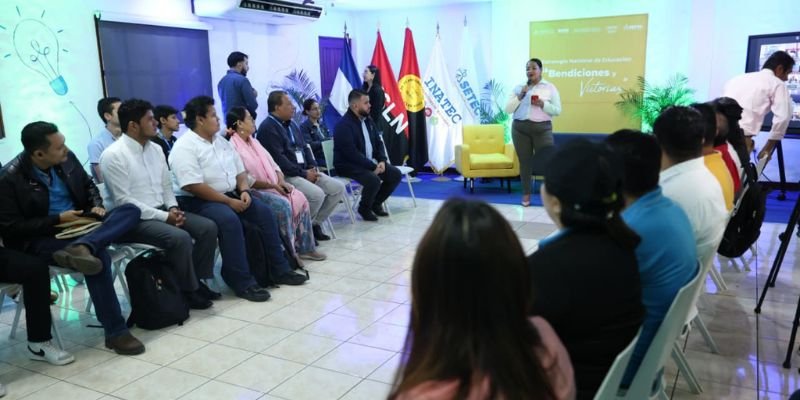 Sistema Educativo Nacional conmemora el Día de la Inteligencia Artificial