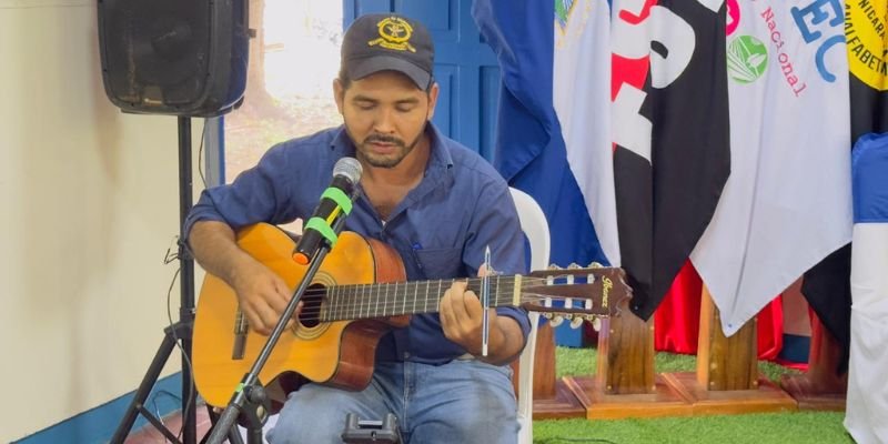 Sistema Educativo Nacional conmemora el 90 aniversario del natalicio de Carlos Fonseca con encuentros pedagógicos