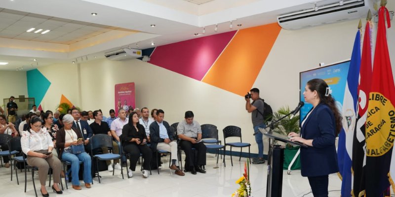 Sistema Educativo Nacional fortalece la  investigación con Encuentro de la RIENIC