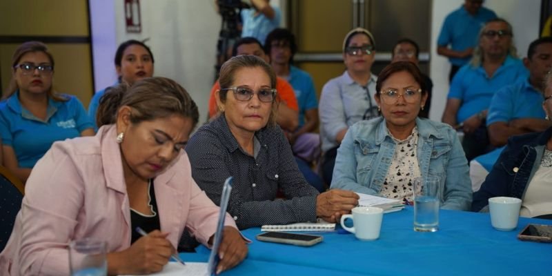 Sistema Educativo Nacional realiza taller para fortalecer la evaluación para los aprendizajes