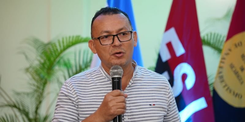 Sistema Educativo Nacional realiza taller para fortalecer la evaluación para los aprendizajes