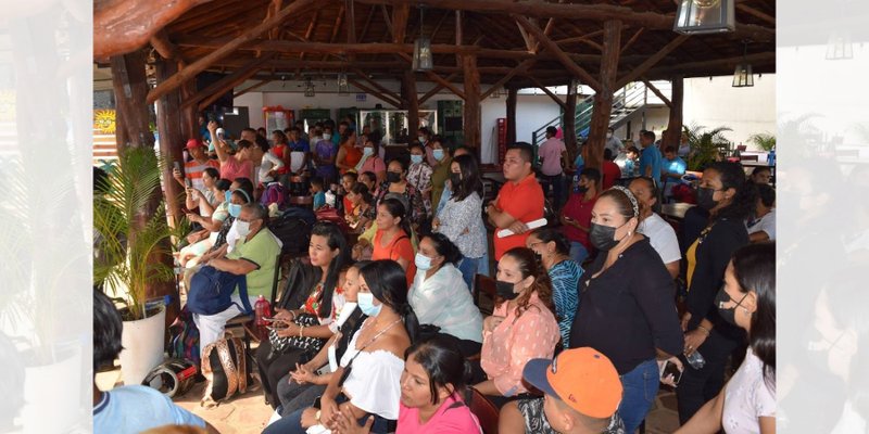Estudiantes de Diseño, Corte y Confección presentan novedosos diseños en pasarela de Verano #SoyTecNicaragua
