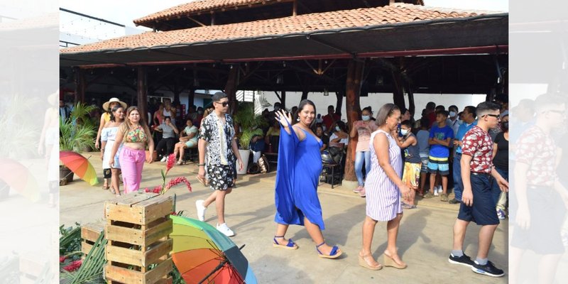 Estudiantes de Diseño, Corte y Confección presentan novedosos diseños en pasarela de Verano #SoyTecNicaragua