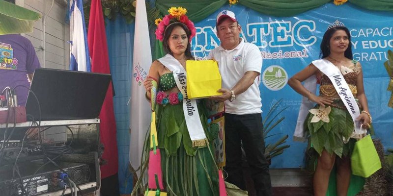 Celebran el Día del Agrónomo con el Centro Tecnológico de San Carlos