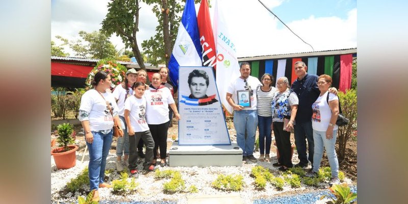 Rinden homenaje al Comandante Francisco Rivera a 24 años de su partida física