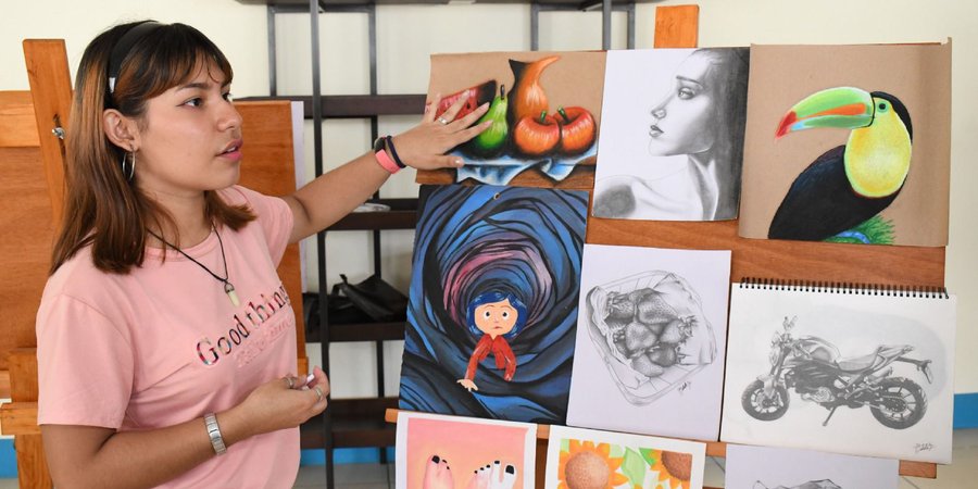 Centro Cultural y Politécnico José Coronel Urtecho recibe a estudiantes de secundaria