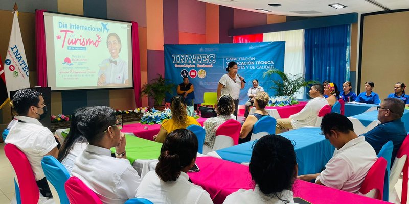 Escuela Hotel Casa Luxemburgo celebra  Día Internacional del Turismo