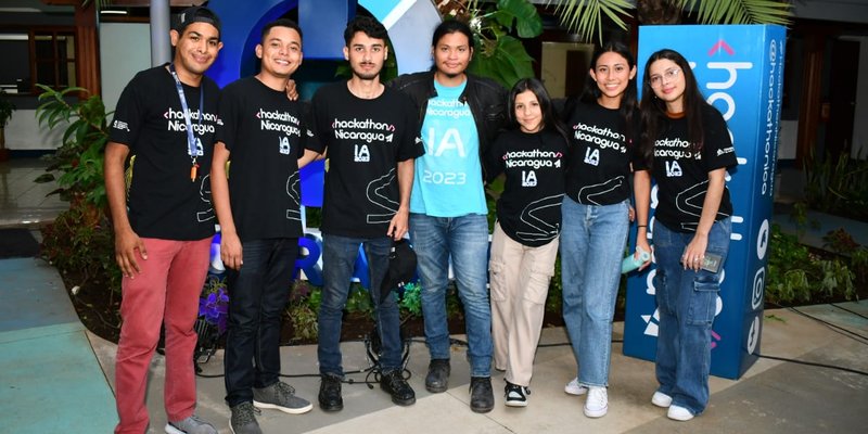 Presentación de Aplicaciones Móviles y Webs Ganadoras de Hackathon Nicaragua 2023