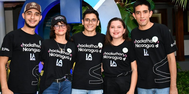 Presentación de Aplicaciones Móviles y Webs Ganadoras de Hackathon Nicaragua 2023