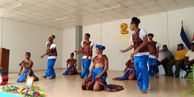 Centro Tecnológico Ulises Santiago Gogo celebra su Segundo Aniversario con alegría, identidad y compromiso en la Costa Caribe Norte