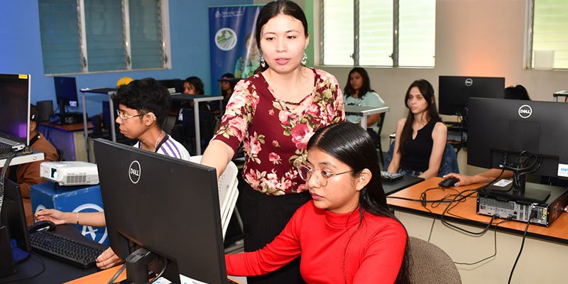Fortalecimiento de Capacidades Educativas para Personas con Discapacidad Auditiva en Managua