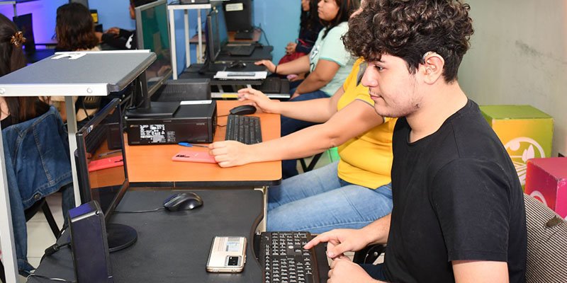 Fortalecimiento de Capacidades Educativas para Personas con Discapacidad Auditiva en Managua