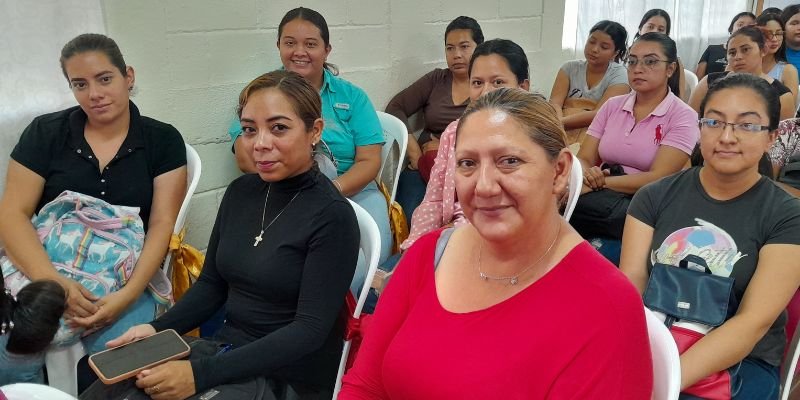 Estudiantes del Sector Agropecuario  celebran a las madres nicaragüenses