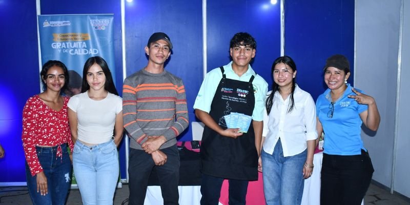 Desde la Educación Técnica celebran I Festival de Postres y Bebidas a Base de Café
