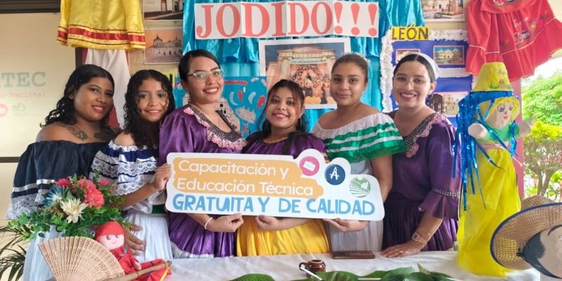 Educación Técnica celebra el Día Nacional del Huipil con festival cultural en Carazo, Rivas y Masaya