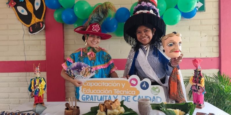Educación Técnica celebra el Día Nacional del Huipil con festival cultural en Carazo, Rivas y Masaya