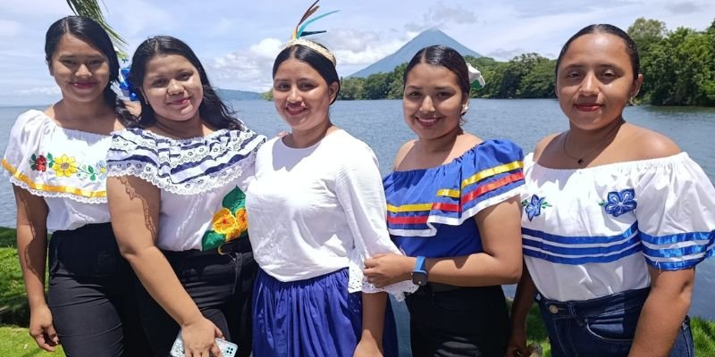 Educación Técnica celebra el Día Nacional del Huipil con festival cultural en Carazo, Rivas y Masaya