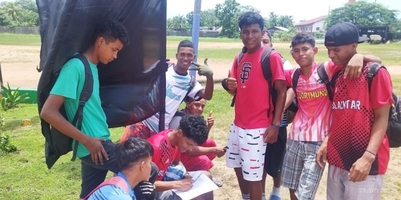 Estudiantes de Puerto Cabezas  Celebran su Día con Eventos Especiales