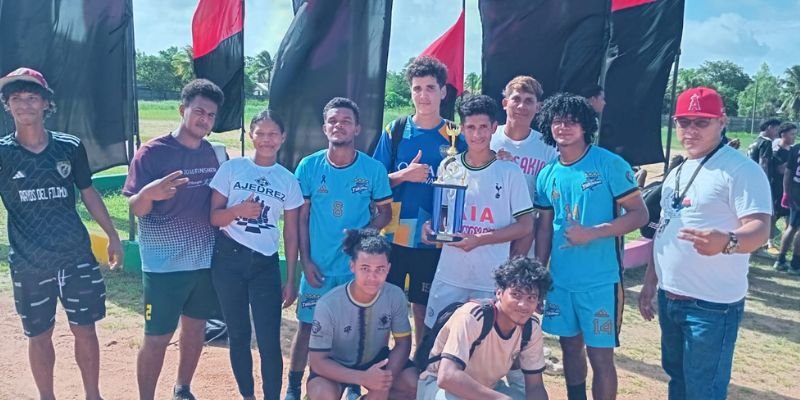 Estudiantes de Puerto Cabezas  Celebran su Día con Eventos Especiales